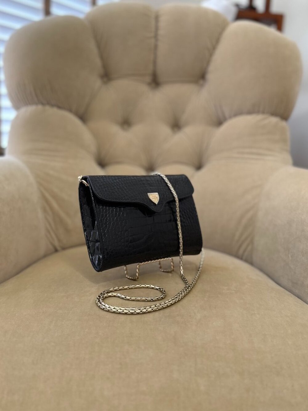 VTG Auth LANA MARKS Genuine Alligator Convertible Minaudiere Bag - Picture 3 of 8
